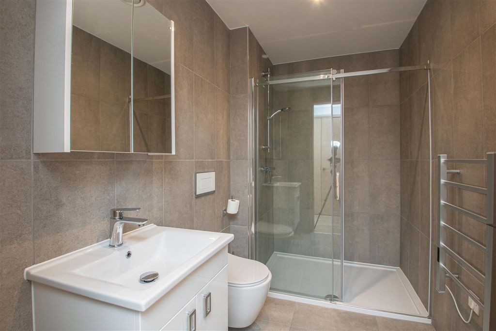 Property photo 2 of 25 302Sta_1.Jpg