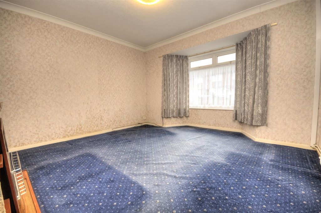 Property photo 2 of 16 Dsc_2161_Smooth.Jpg