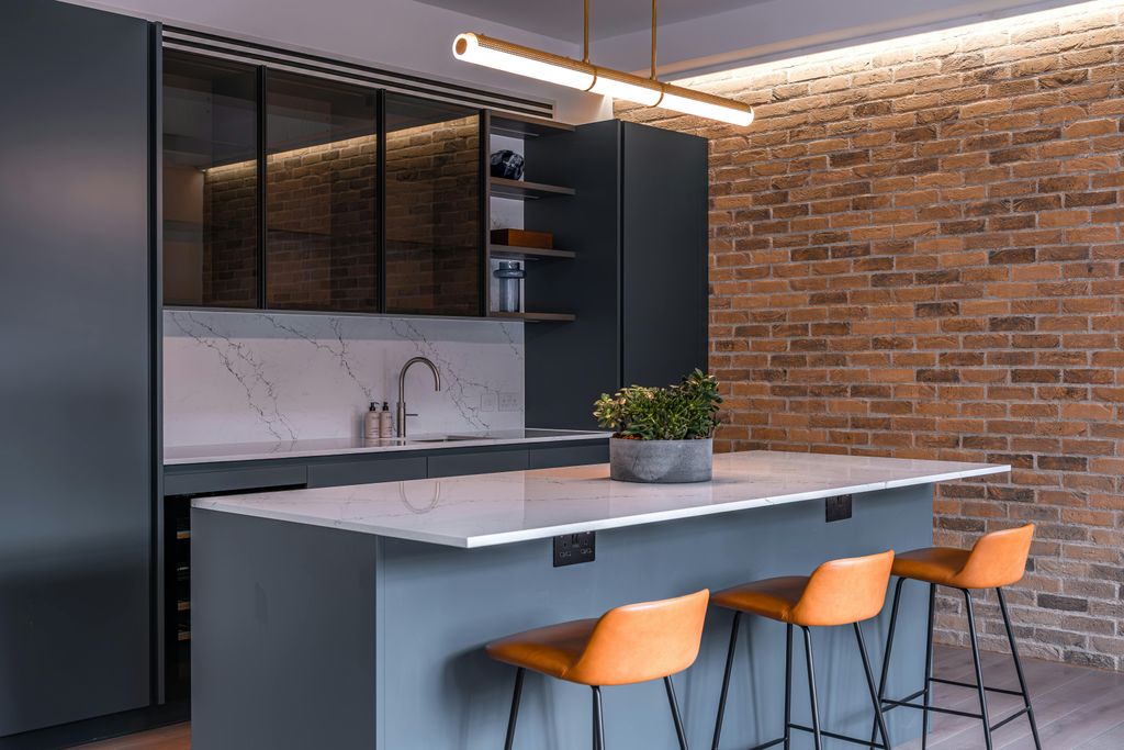 Property photo 3 of 20 3