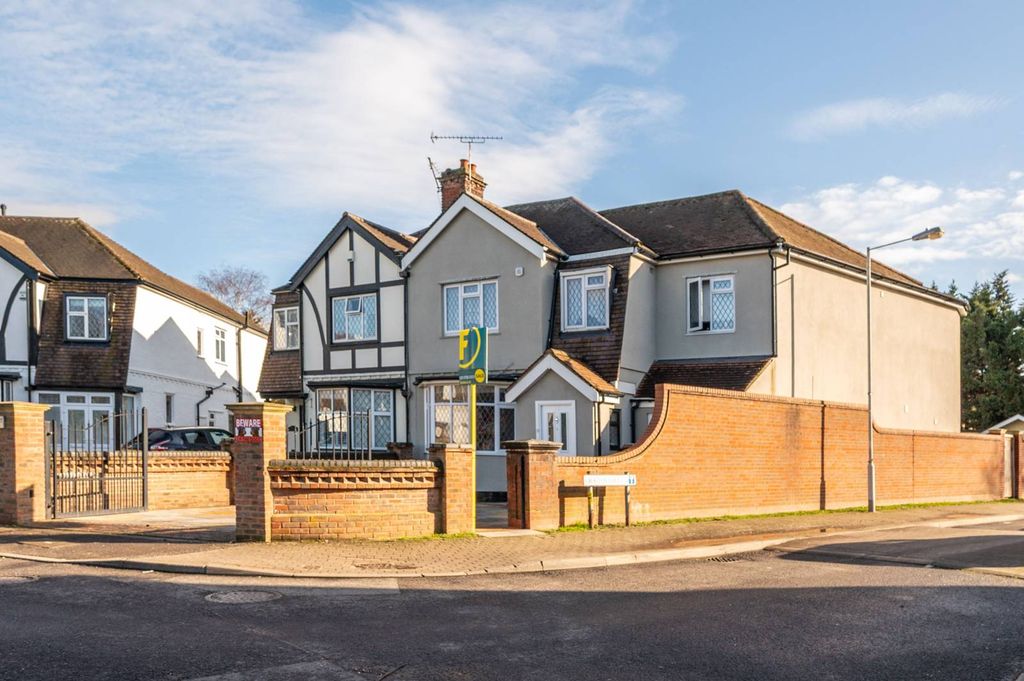 Property photo 3 of 22