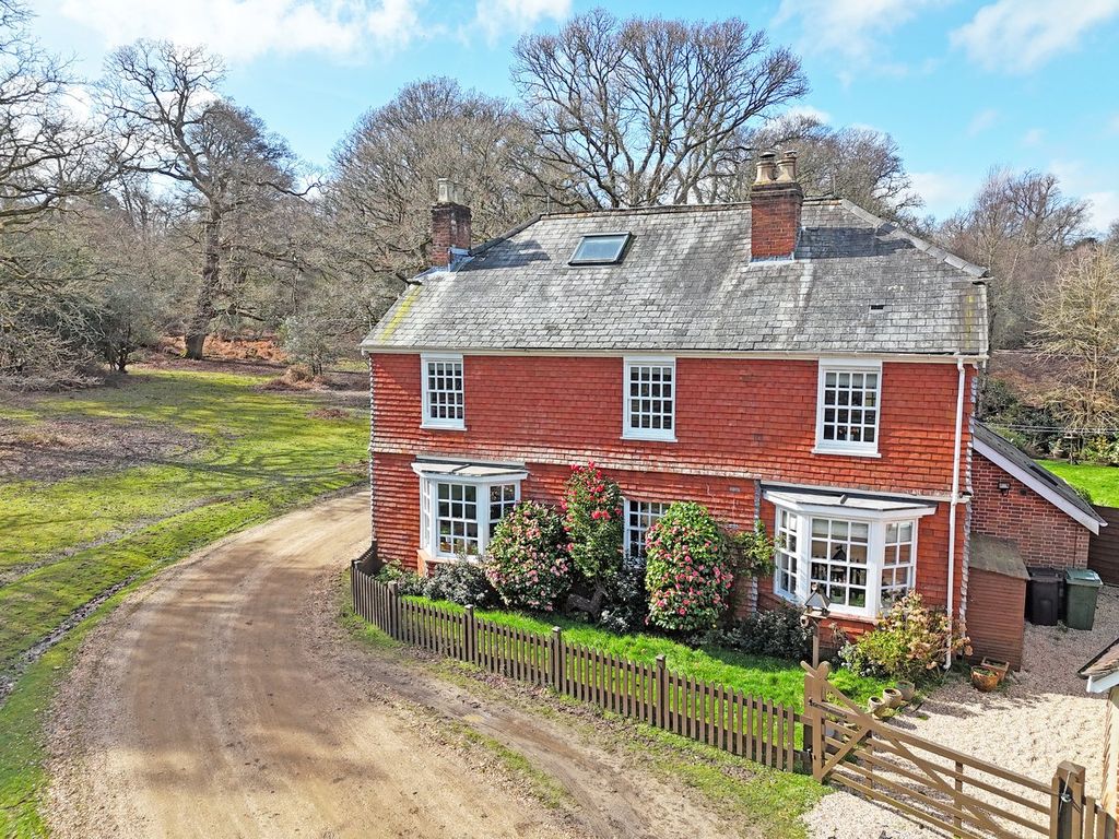 Property photo 1 of 25