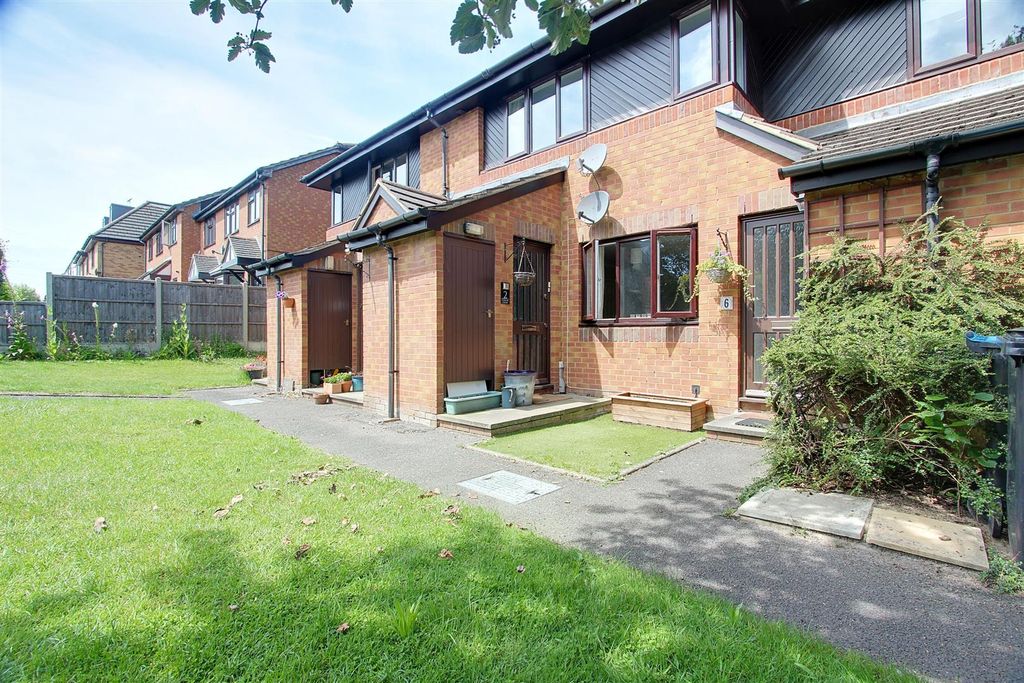 Property photo 1 of 11