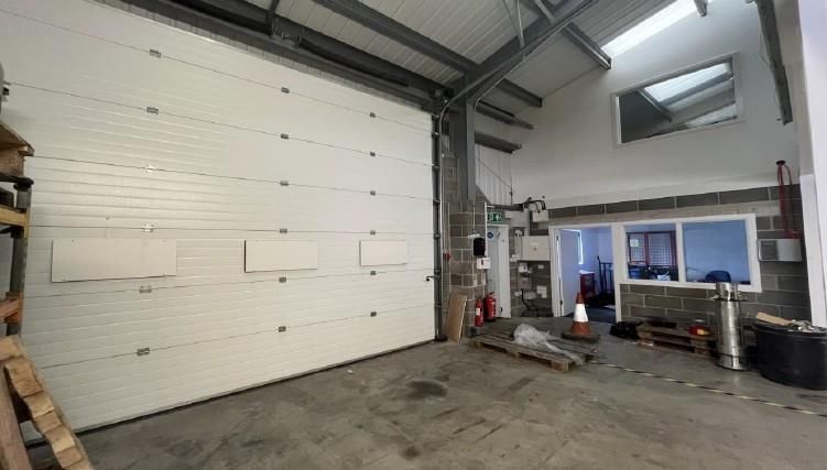 Property photo 3 of 4