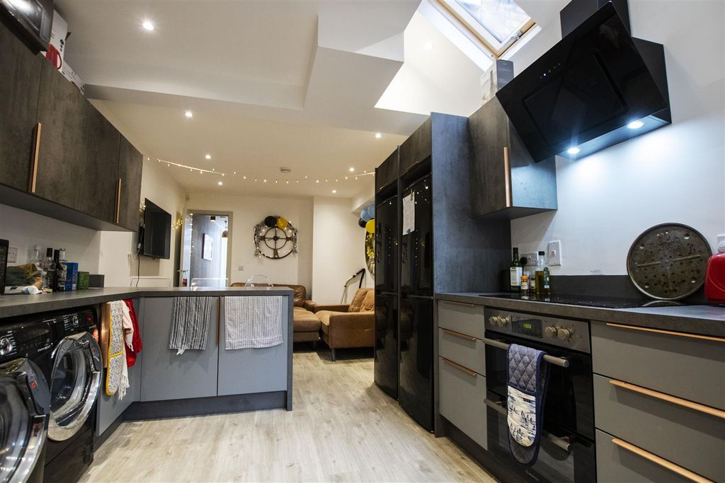 Property photo 3 of 15 Img_4081.Jpg