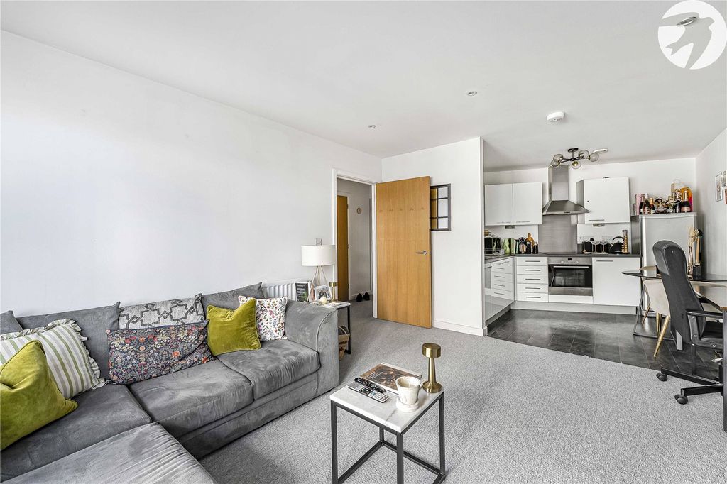 Property photo 3 of 20 Open Plan Living