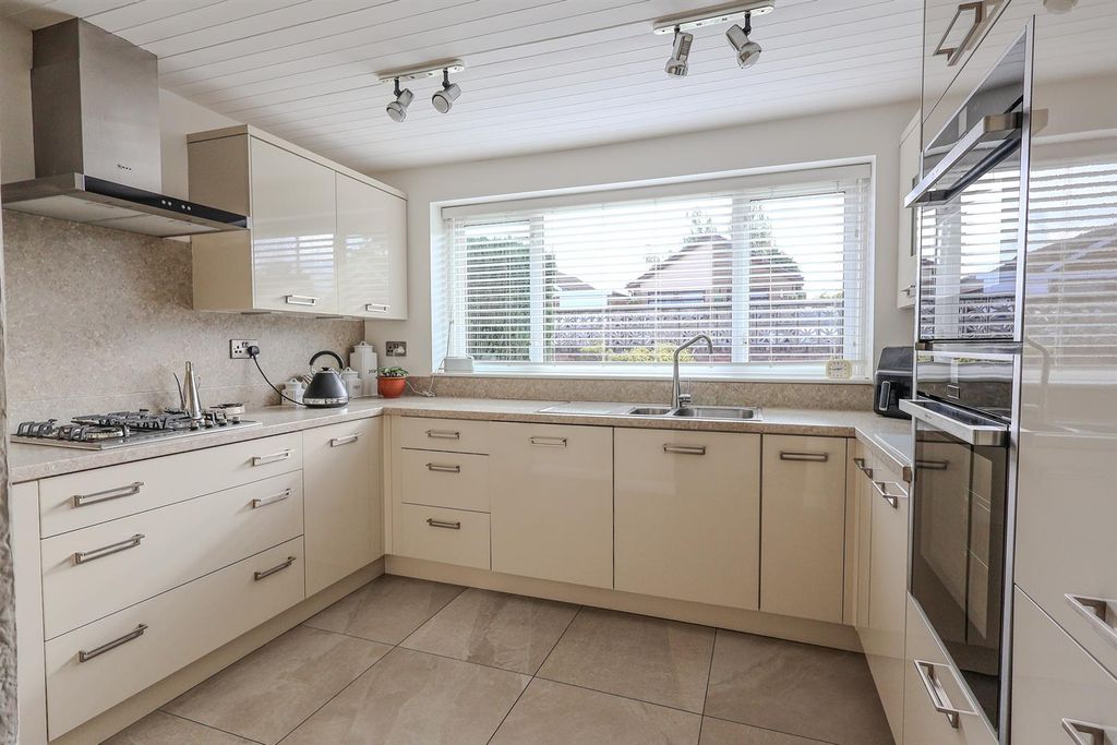 Property photo 3 of 31 Img_3150.Jpg