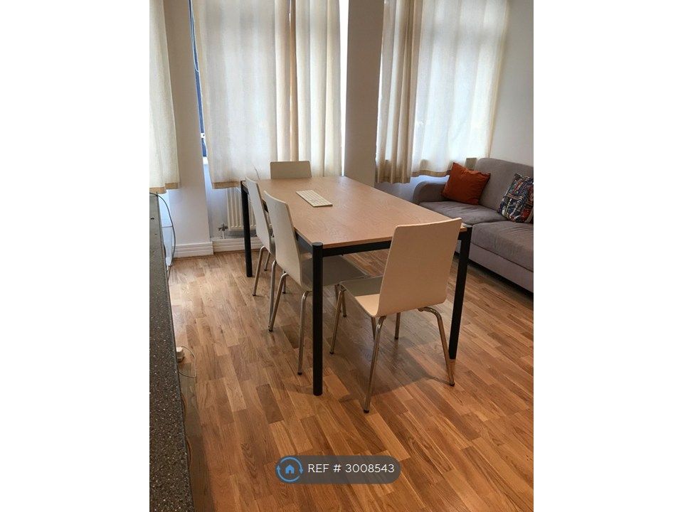 Property photo 3 of 11 Living Cum Dining