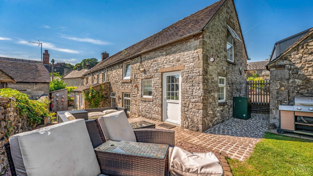 Property photo 1 of 32 5249962