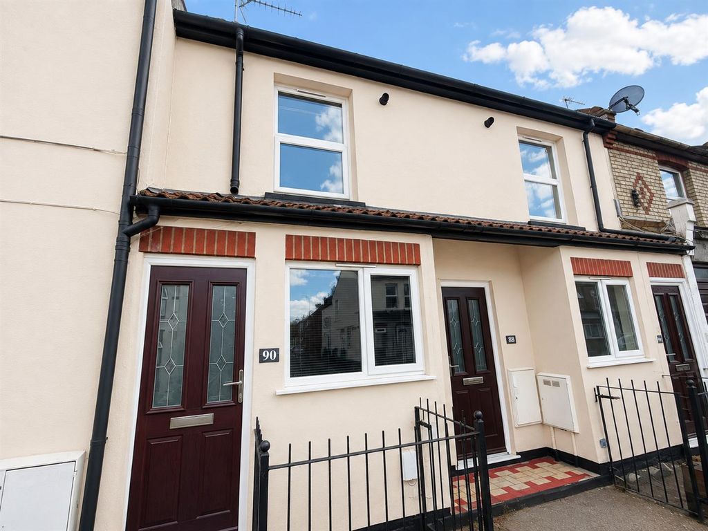 Property photo 1 of 9 Coopers Estate Agents
