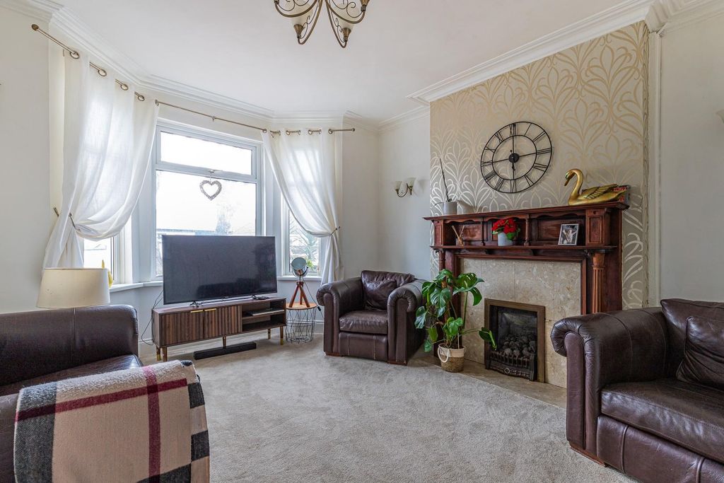 Property photo 2 of 18 20-12.Jpg