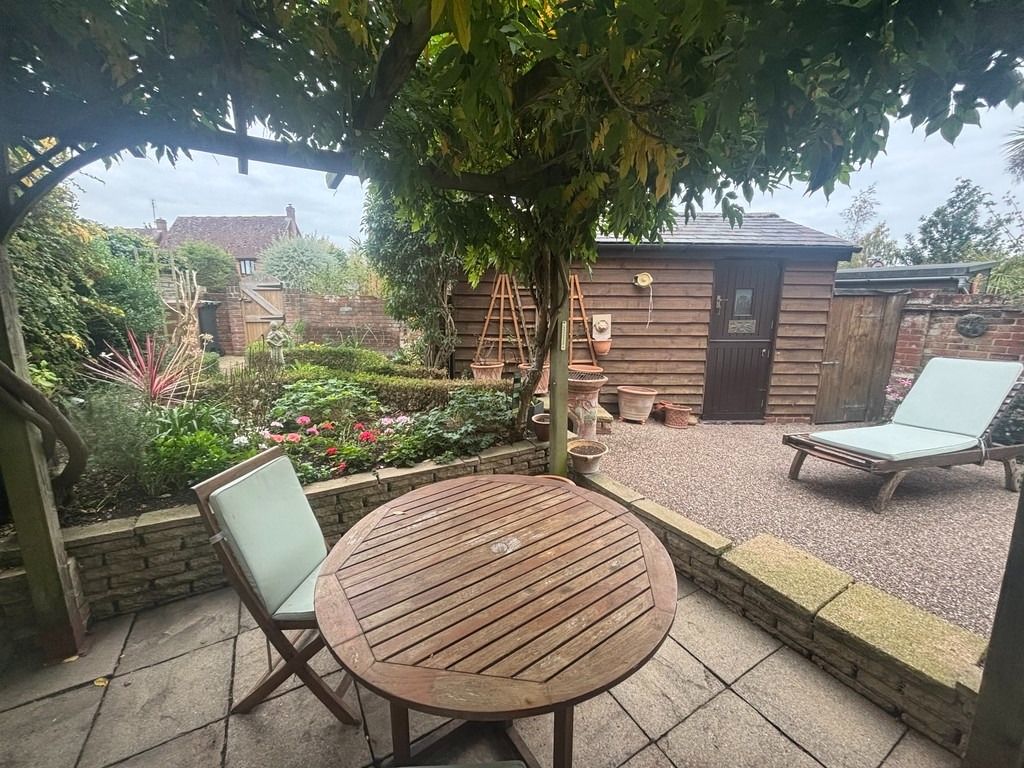 Property photo 3 of 12 4638152