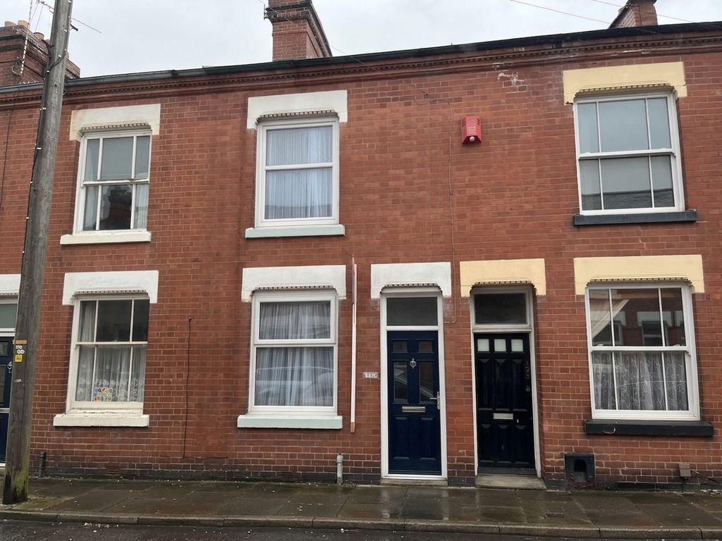 Property photo 1 of 16