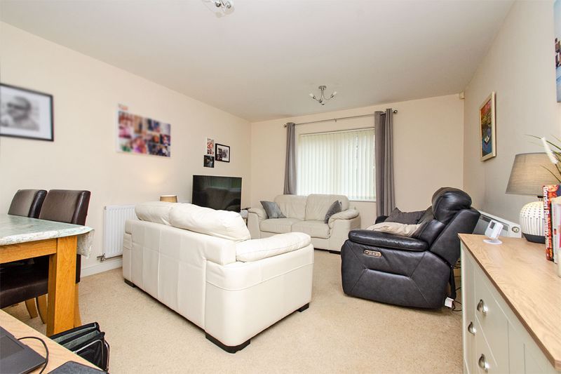 Property photo 3 of 13 Photo 6