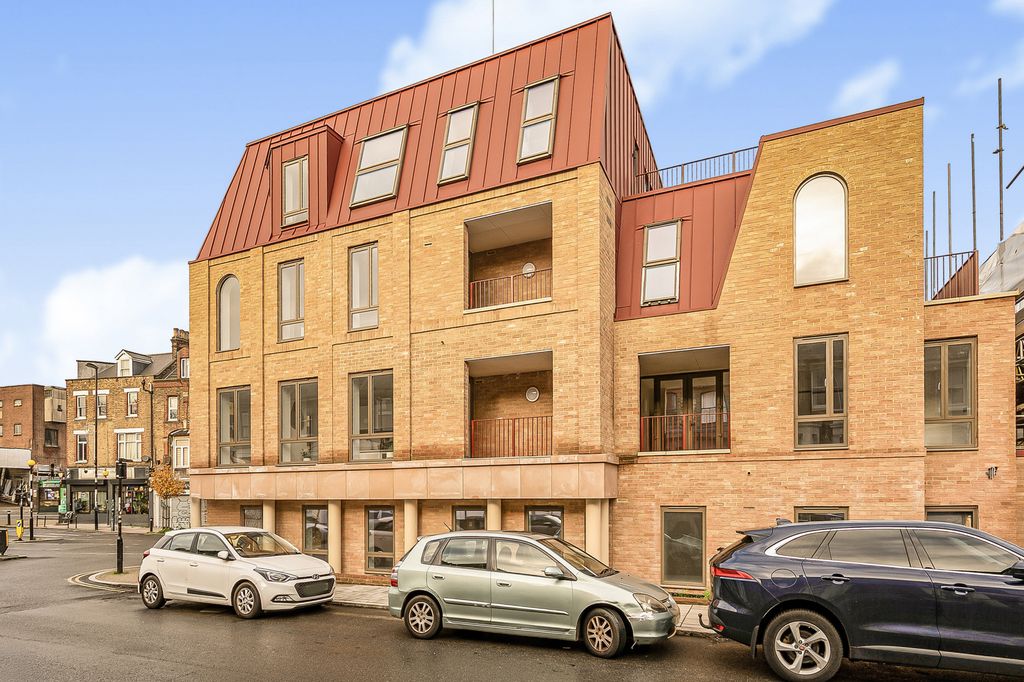 Property photo 2 of 14