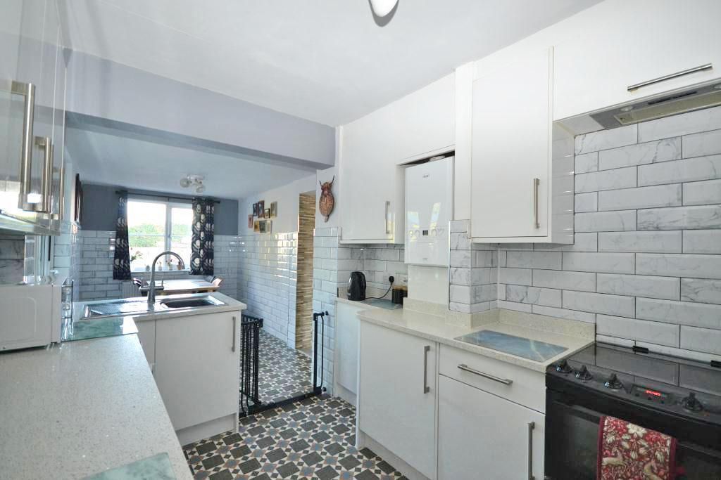 Property photo 3 of 11 Photo 3