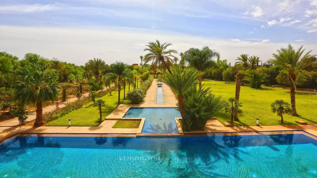 Property photo 2 of 20 Click Here If You Are Looking For Villa For Sale In Marrakech Villa  Cedra  From Kensingtonmorocco.Com Villa For Sale Marrakech Villa For Sale In Marrakech Luxury Villa For Sale Marrakech