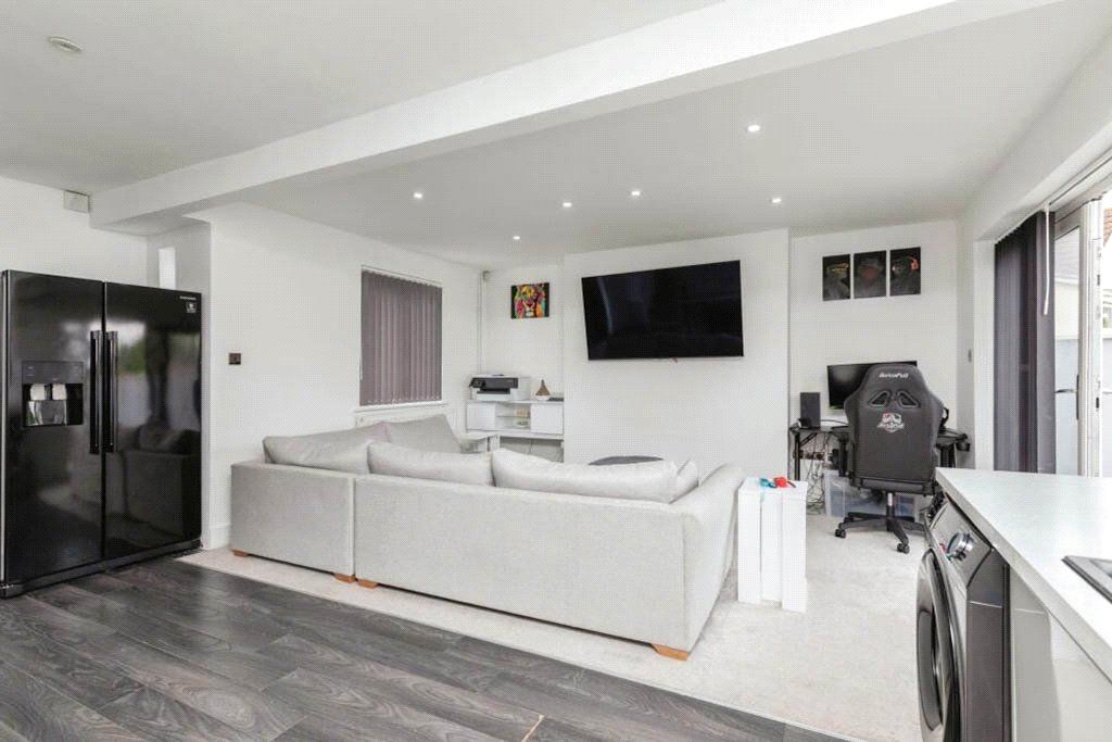 Property photo 3 of 21 Picture No. 34