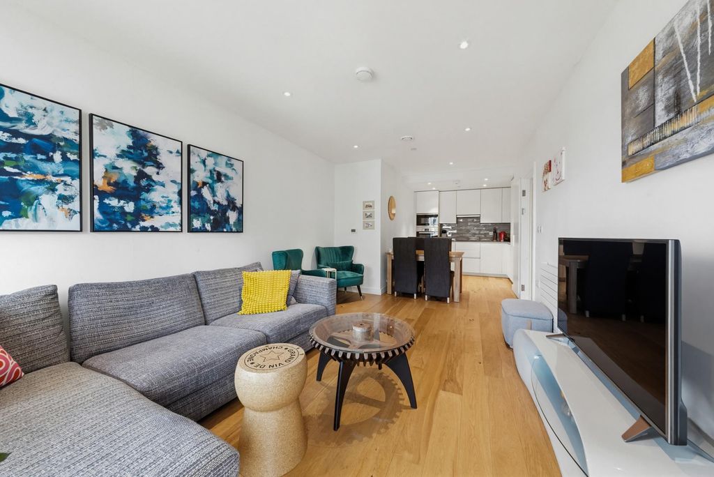 Property photo 2 of 16