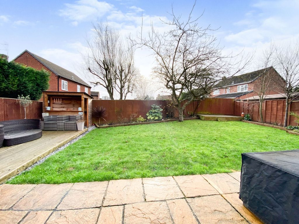 Property photo 2 of 19