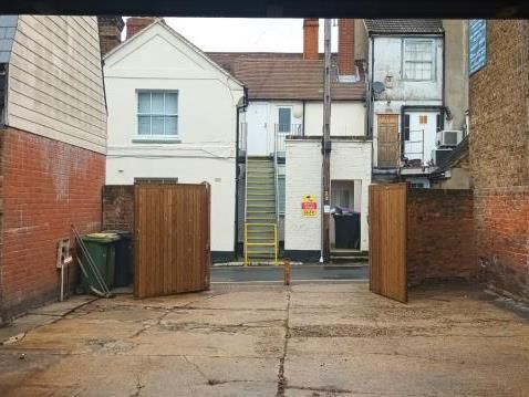 Property photo 3 of 13