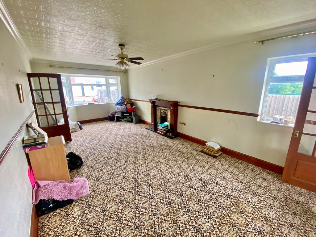 Property photo 3 of 13 Photo #3