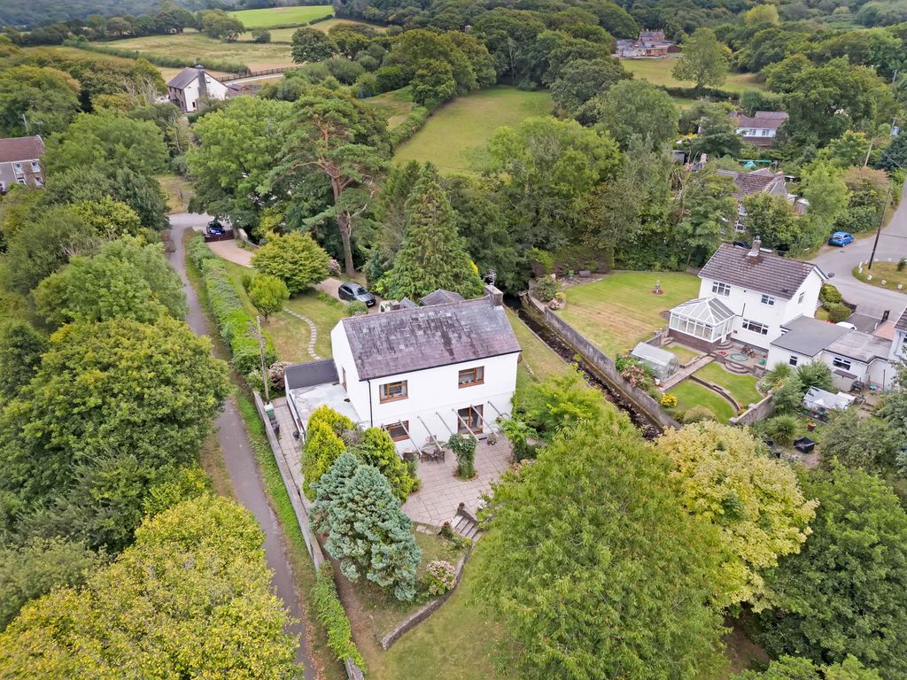 Property photo 3 of 70