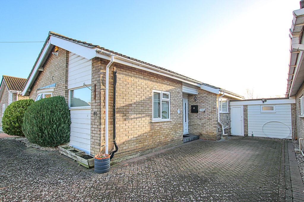 Property photo 2 of 23