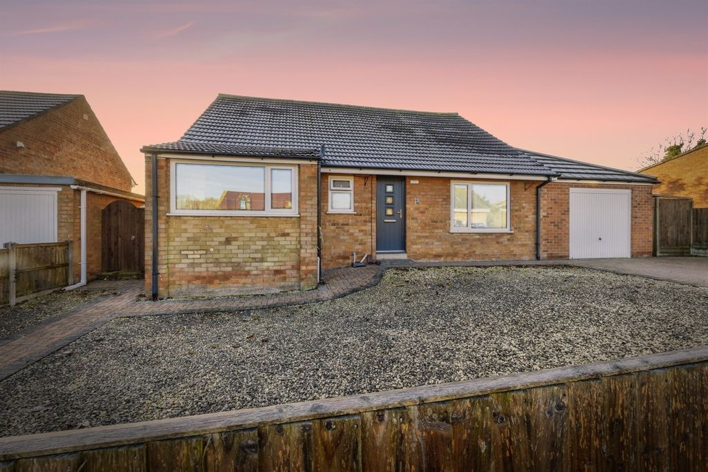 Property photo 1 of 24