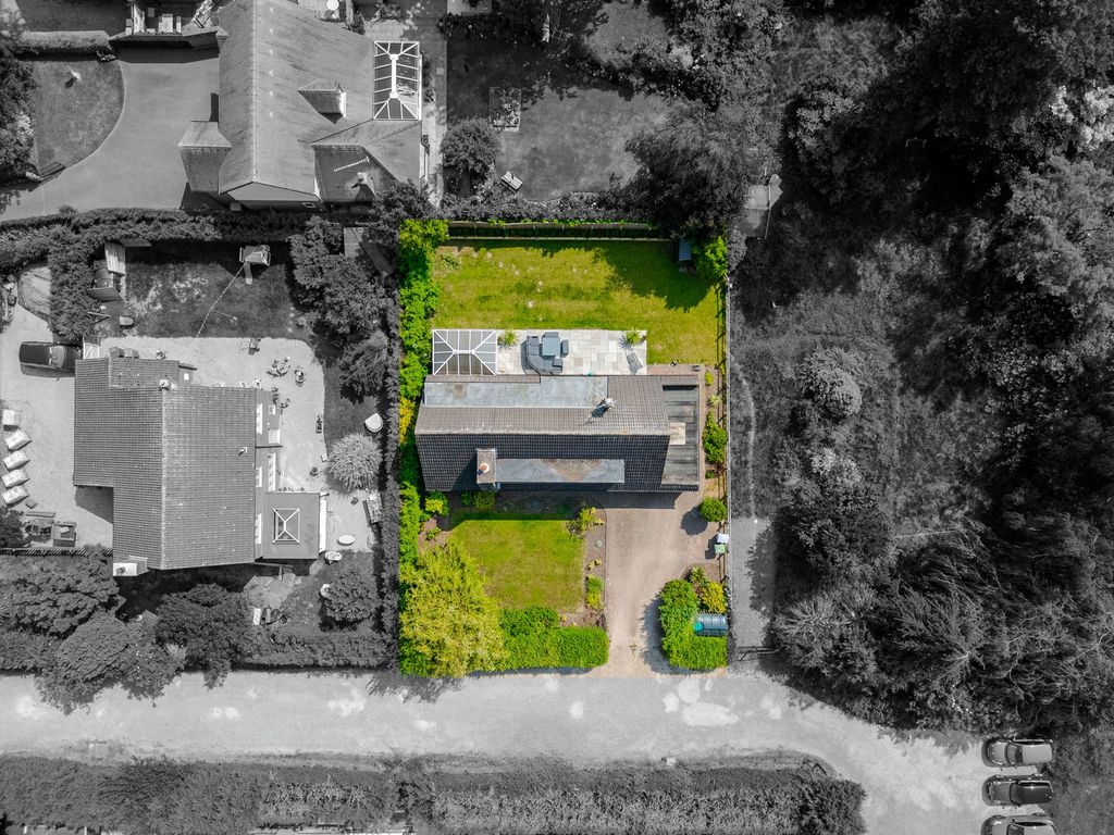 Property photo 2 of 37