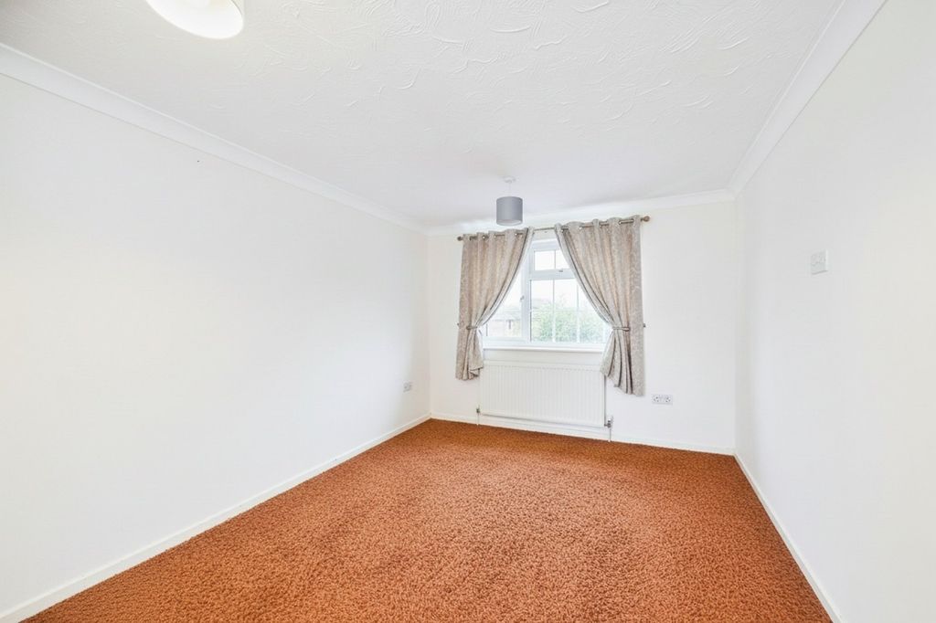 Property photo 2 of 6 Picture No. 09
