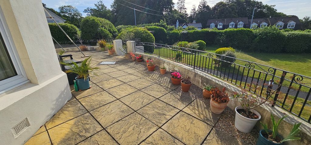 Property photo 1 of 17 Patio