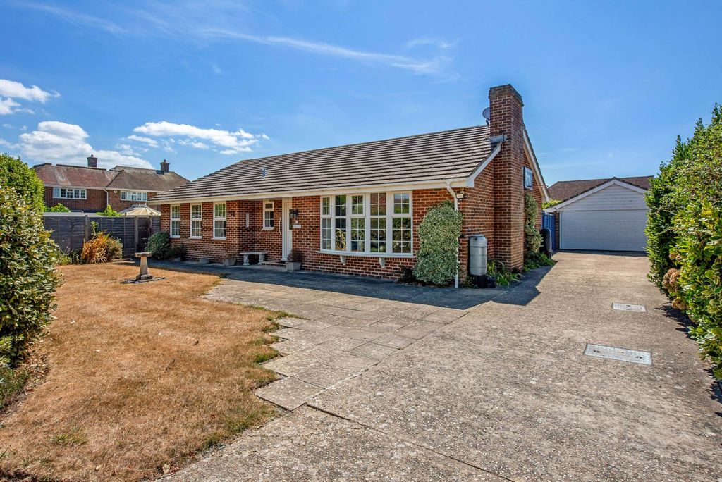 Property photo 1 of 20