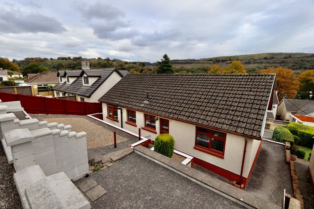Additional image 6 of 3 bed detached bungalow for salePark Road, Newbridge NP11