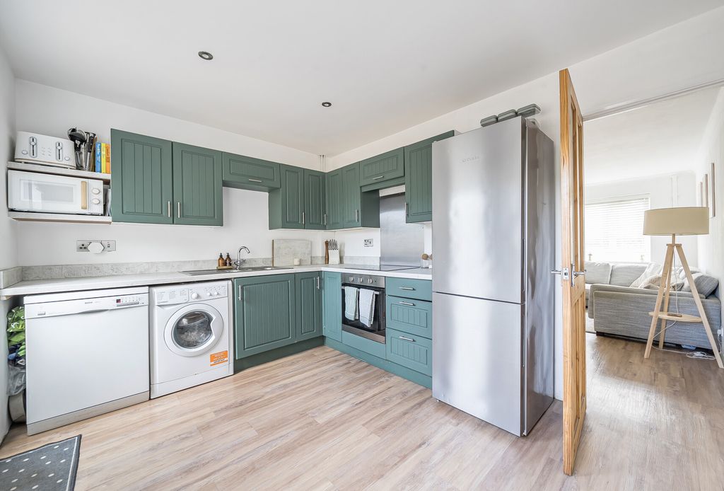 Property photo 3 of 10 1347831-23-68B9B5...