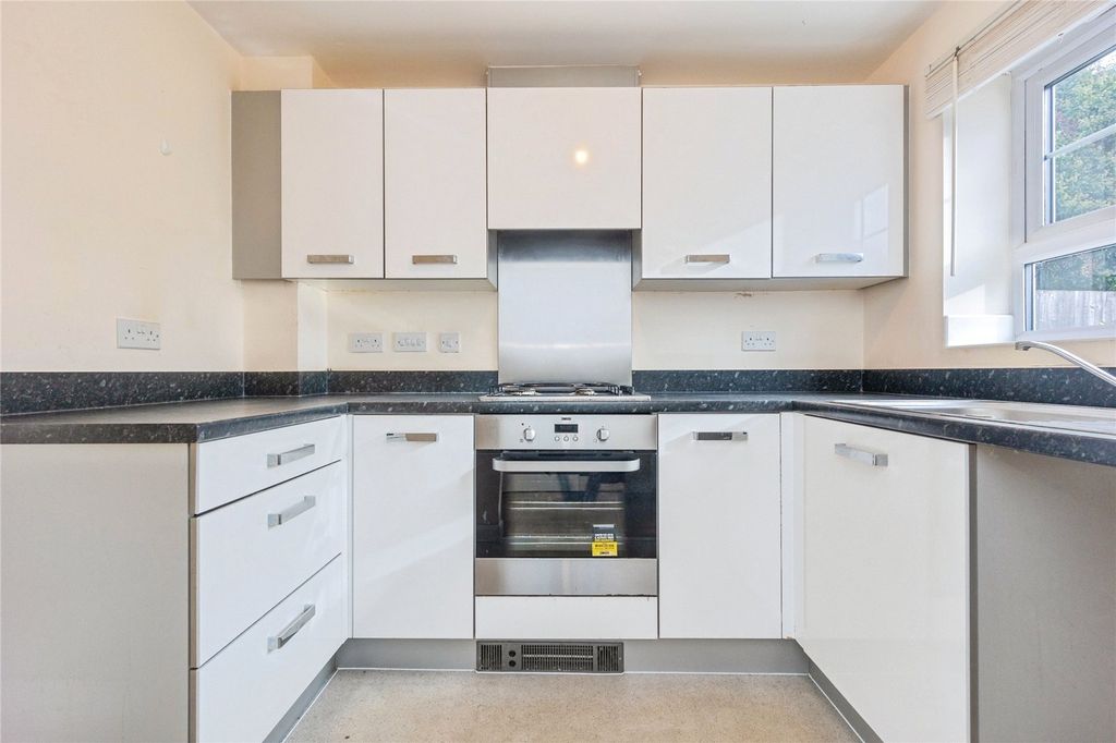 Property photo 2 of 17 Picture No. 10