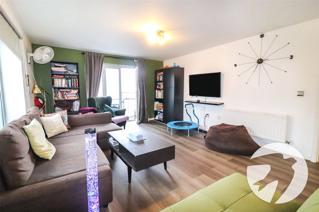 Property photo 3 of 15 Picture No. 62