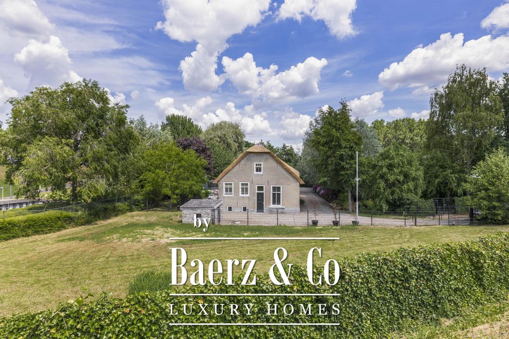 Property photo 1 of 97