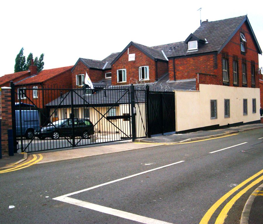 Property photo 1 of 2
