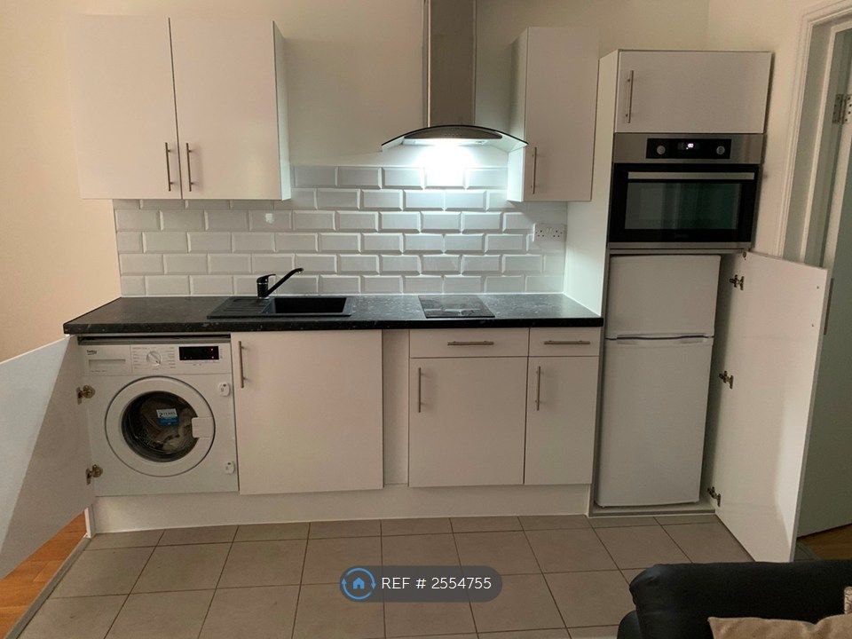 Property photo 2 of 8 Fully Functional Kitchen Area