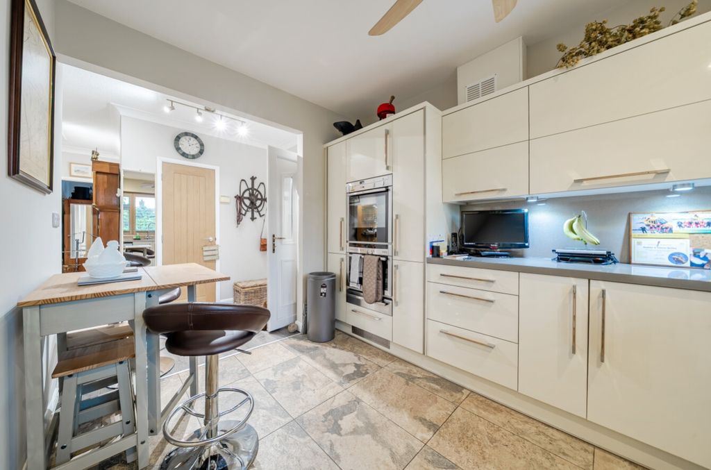 Property photo 3 of 38 1459716-8-6A04A0E881c96