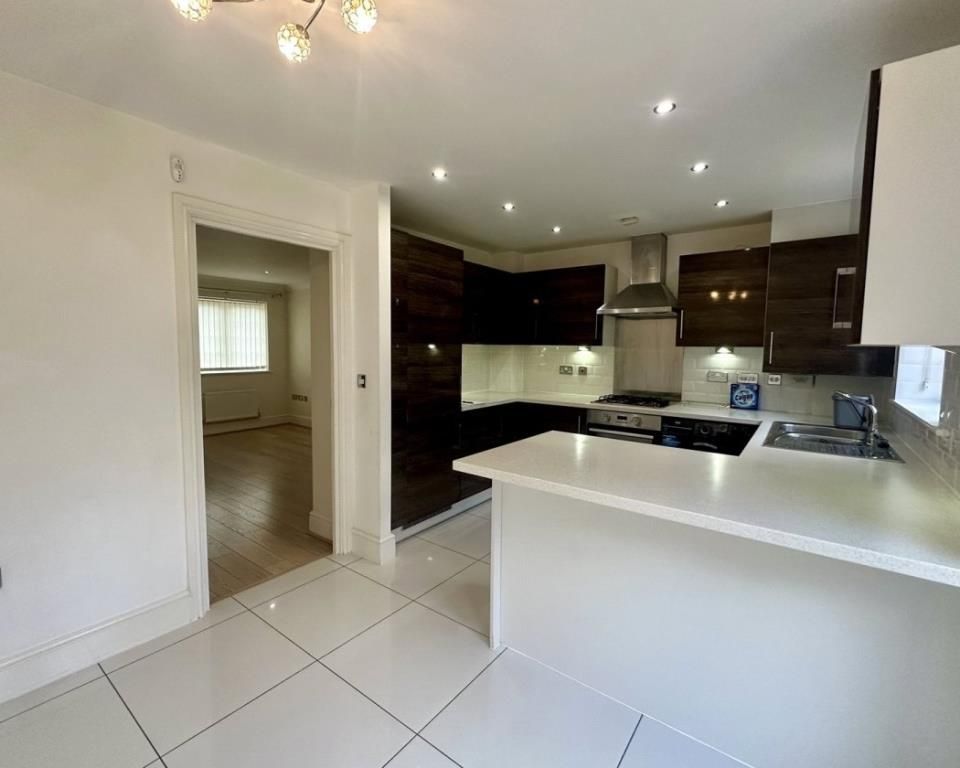 Property photo 2 of 6 2