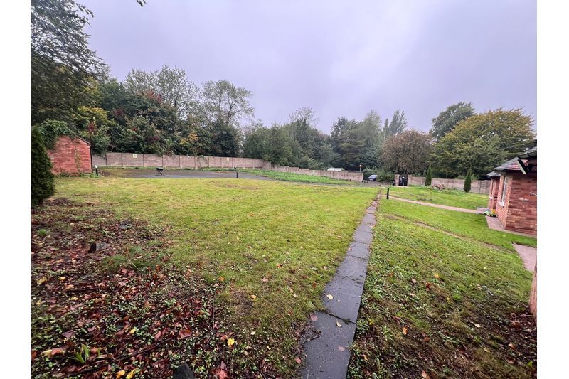 Property photo 1 of 3