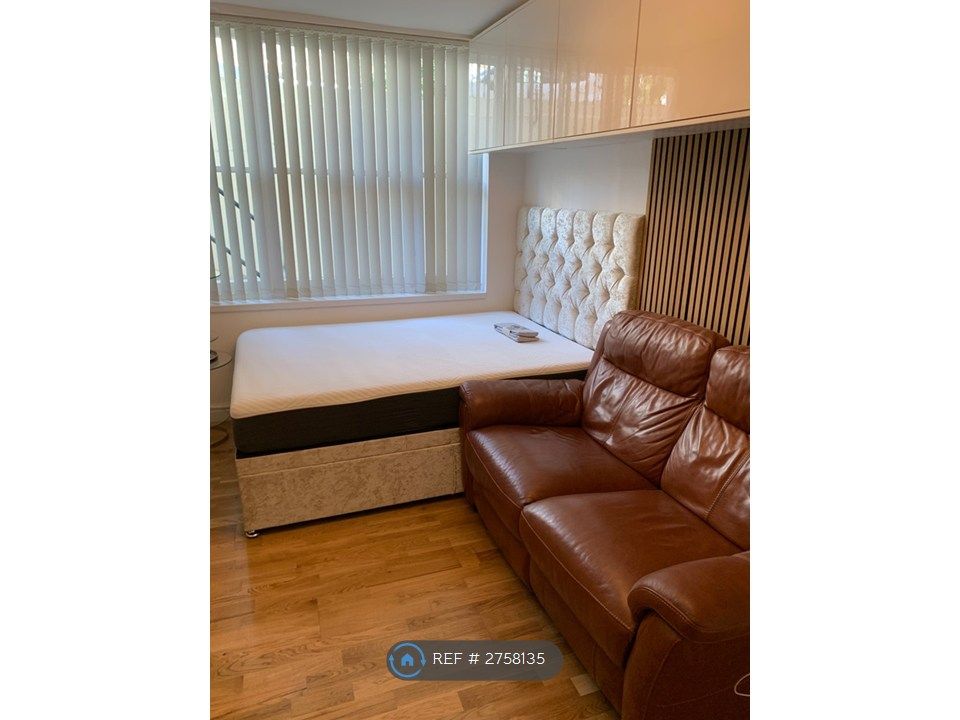 Property photo 1 of 9 New Double Bed