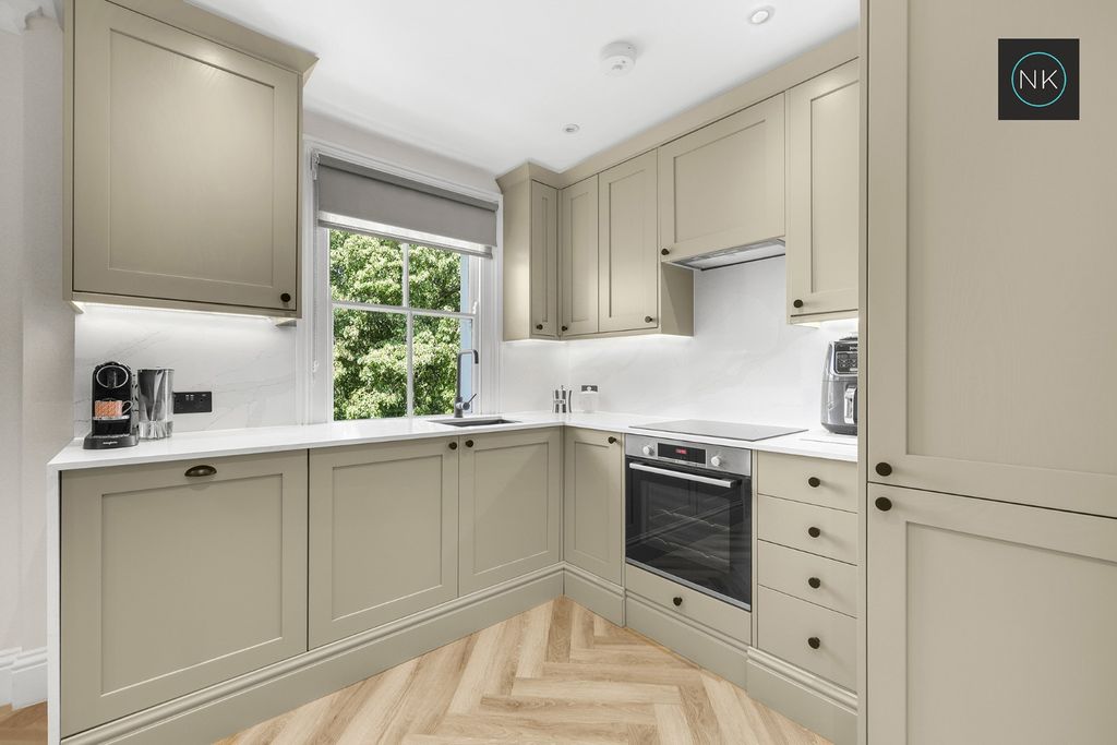 Property photo 3 of 17 5313464