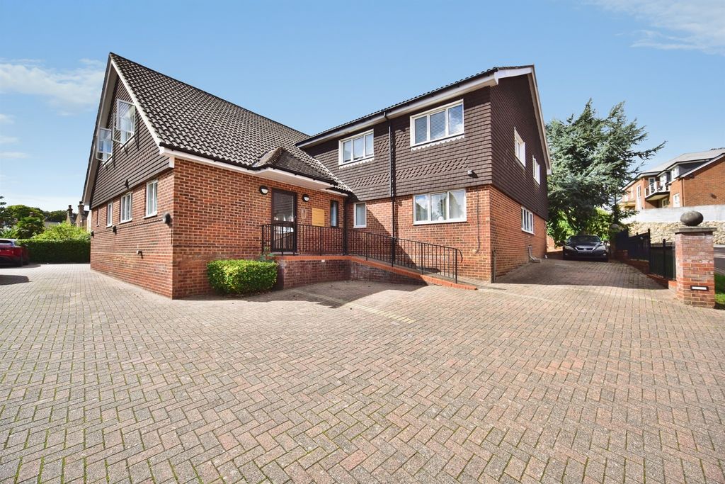 Property photo 1 of 14
