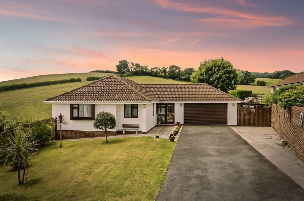 Property photo 1 of 25 Picture No. 30