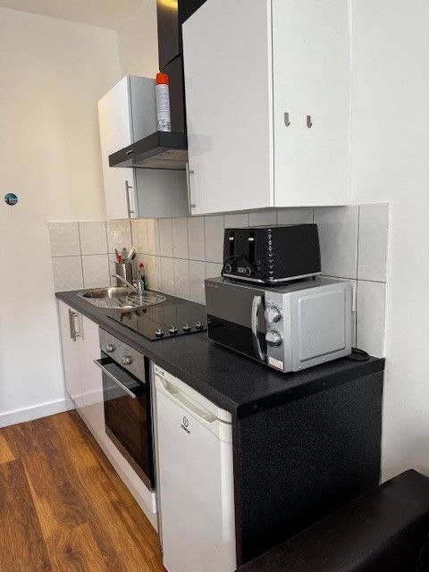 Property photo 1 of 5