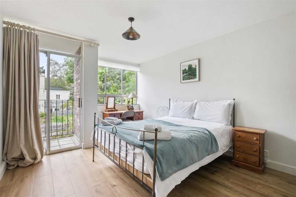 Property photo 2 of 13 3 10 Swains Lane - Bedroom 2.Jpg