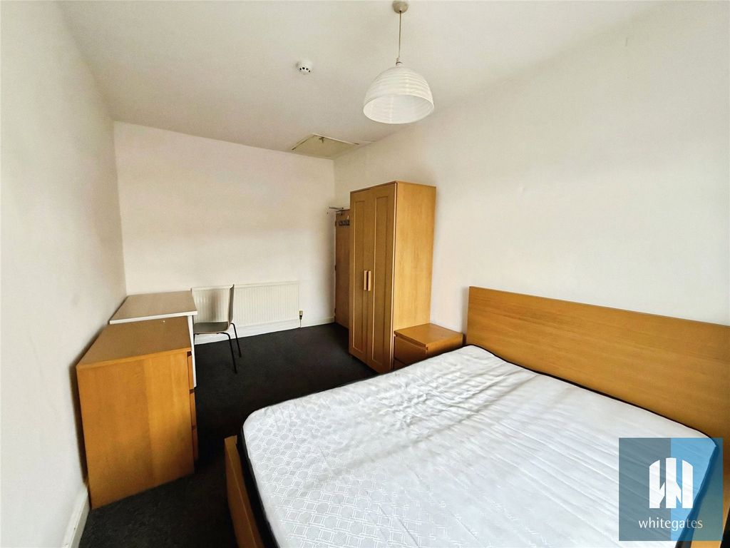 Property photo 3 of 4 Picture No. 12