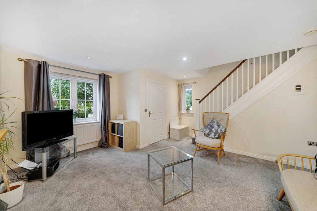 Property photo 3 of 17